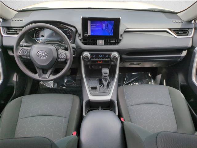 Used 2025 Toyota RAV4 XLE AWD/4WD image 16