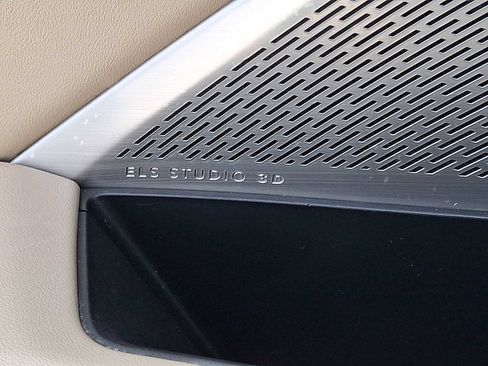 Used 2023 Acura MDX SH-AWD w/ Advance Package image 27