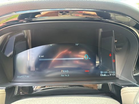Certified 2025 Lincoln Corsair Grand Touring AWD/4WD image 16
