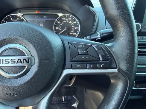 Certified 2019 Nissan Altima 2.5 S FWD image 29