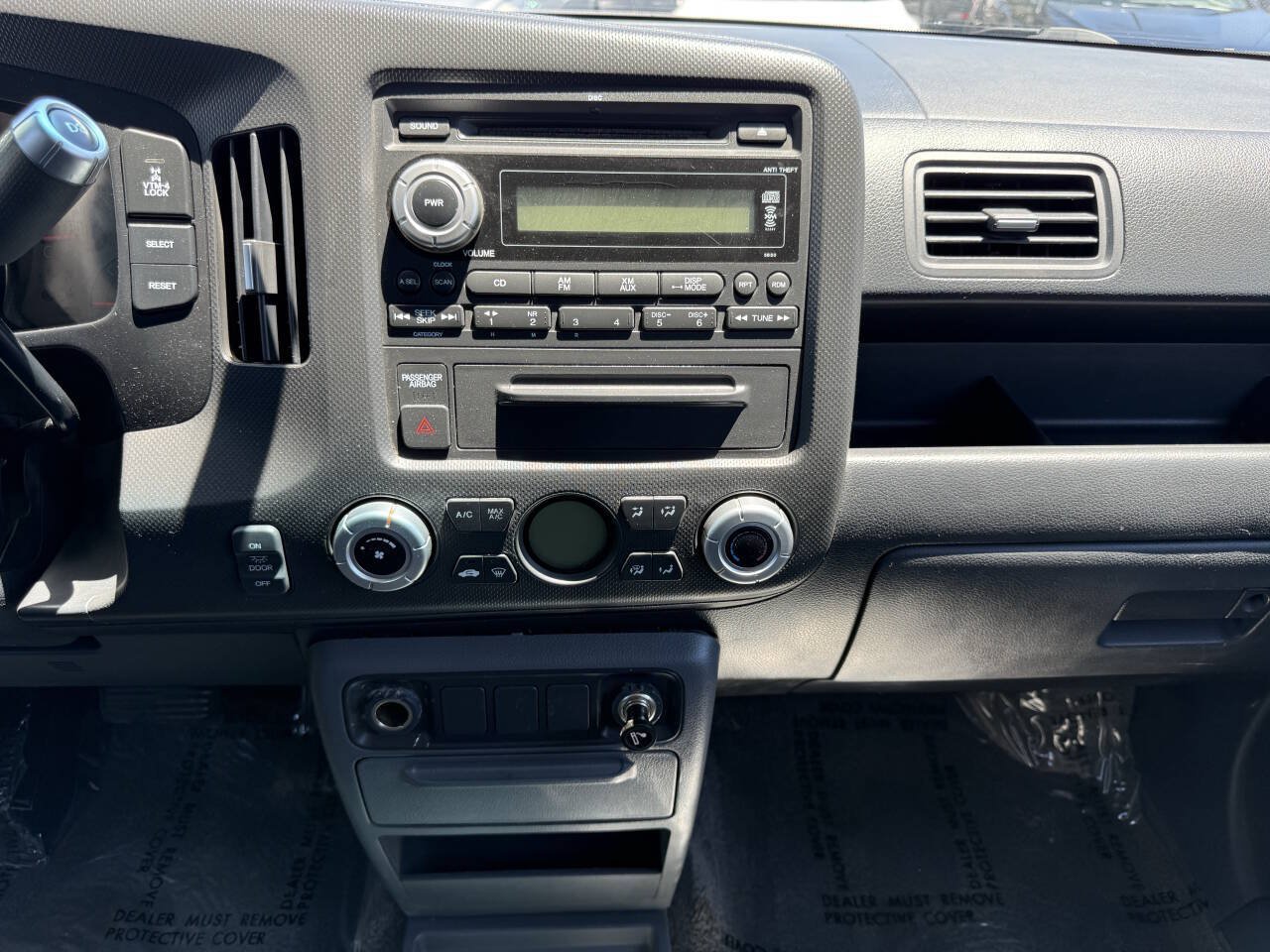 Used 2008 Honda Ridgeline RTX image 16