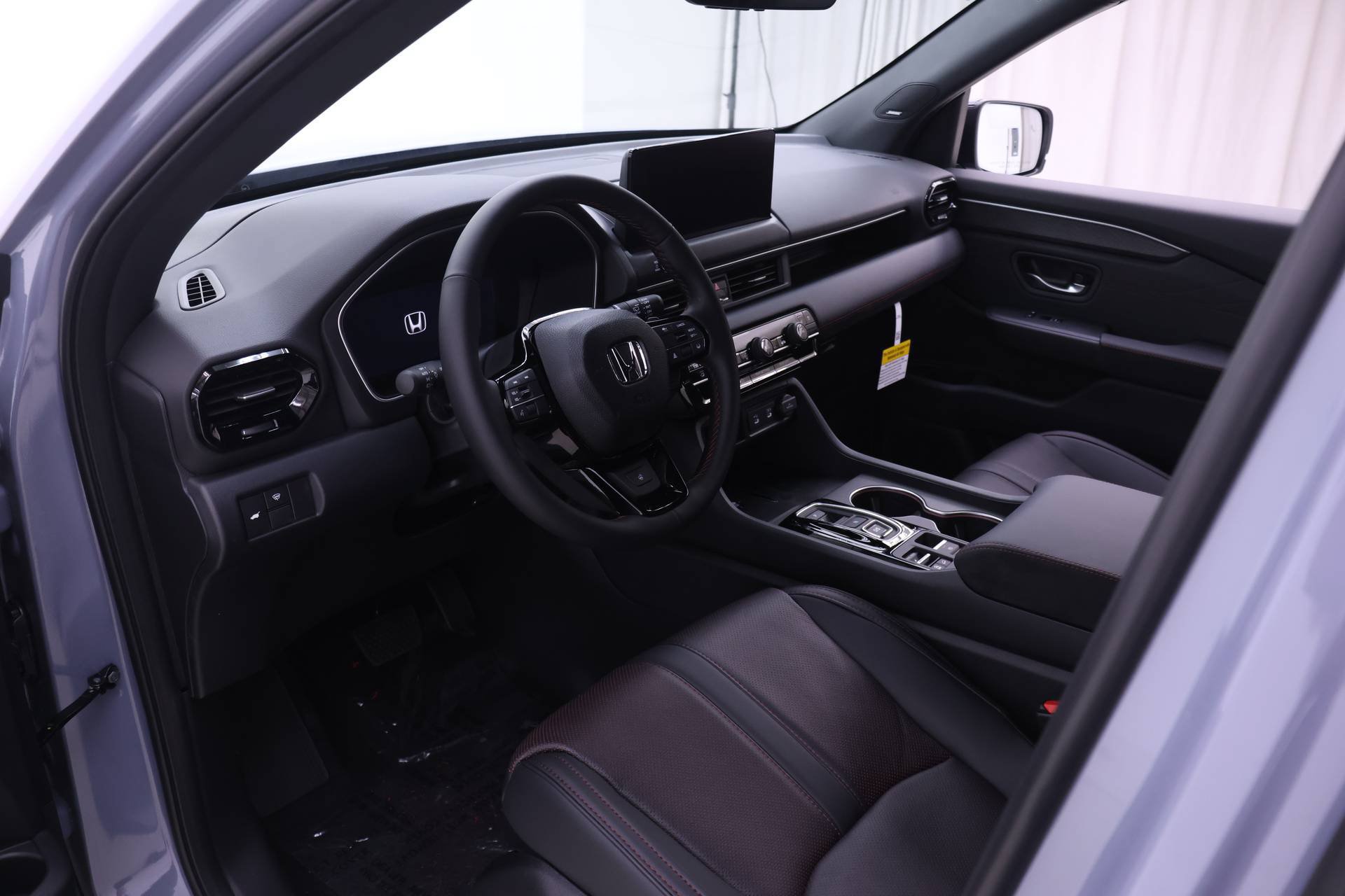 New 2026 Honda Pilot Black Edition image 3