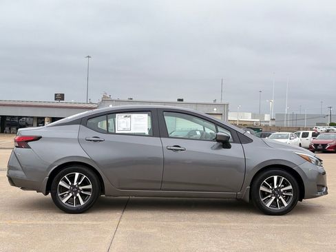 Used 2025 Nissan Versa SV w/ Trunk Package FWD image 5