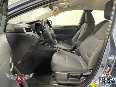 Used 2022 Toyota Corolla LE FWD image 12