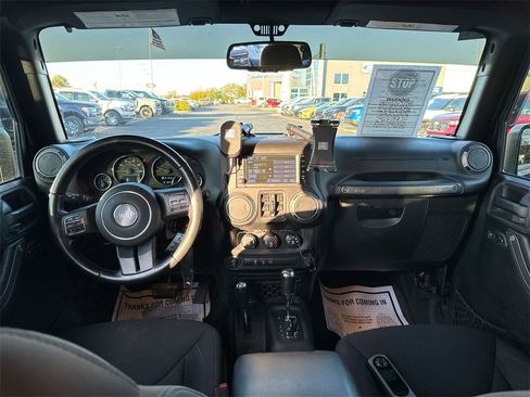 Used 2015 Jeep Wrangler Unlimited Sport w/ Quick Order Package 24S image 10