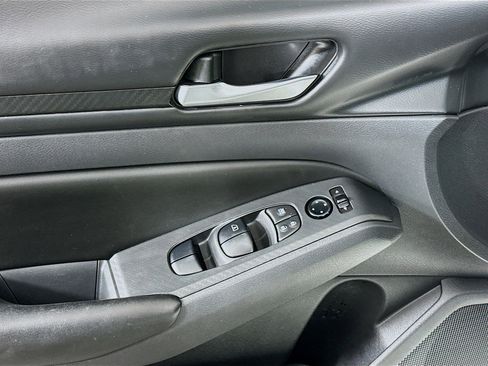 Used 2022 Nissan Altima 2.5 S image 15