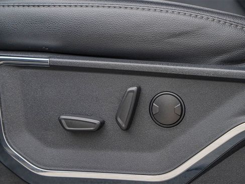 Used 2023 Ford F250 Lariat w/ Lariat Ultimate Package image 25