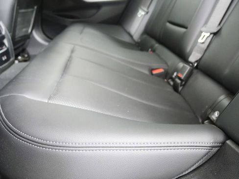 Used 2023 BMW 330i xDrive Sedan w/ Driving Assistance Package image 14