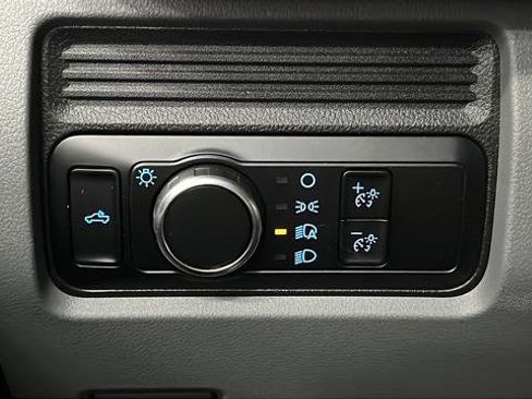 Used 2023 Ford F250 XL image 31