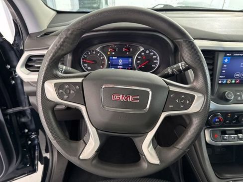 Used 2022 GMC Acadia SLE image 27