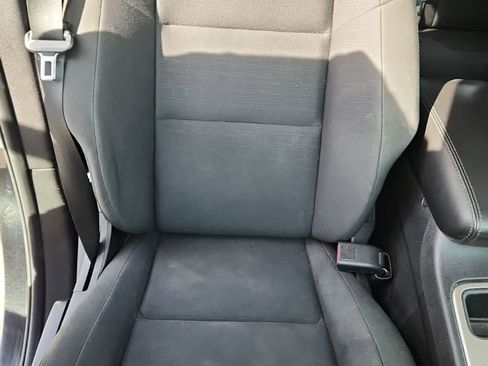 Used 2012 Jeep Grand Cherokee Laredo w/ Laredo E Group image 18