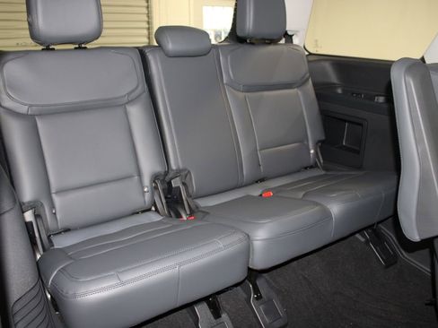 New 2026 Ford Expedition Active AWD/4WD image 33