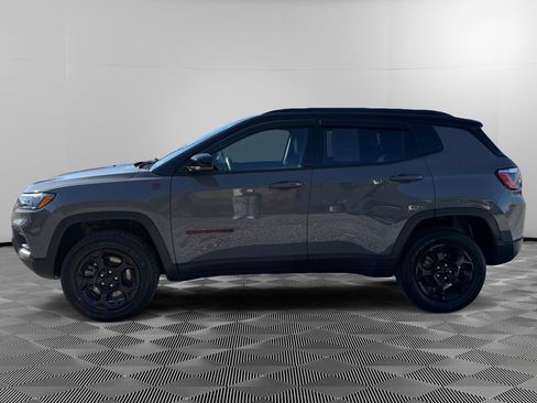 Used 2023 Jeep Compass Trailhawk w/ Trailhawk Convenience Group image 4