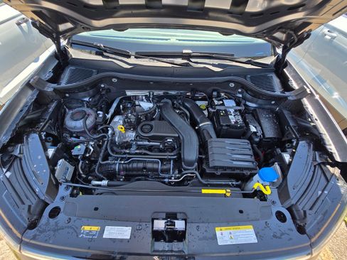 New 2026 Volkswagen Taos SEL AWD/4WD image 25