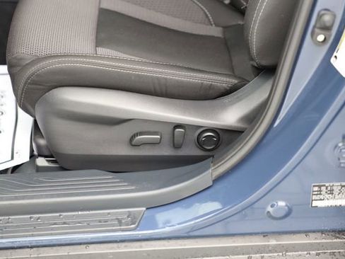 Certified 2025 Subaru Outback Premium AWD/4WD image 17