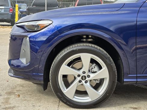 New 2025 Audi Q5 Premium Plus image 11