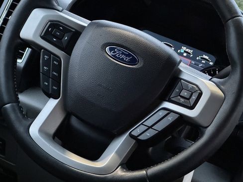 Used 2017 Ford F250 XLT w/ XLT Premium Package image 26