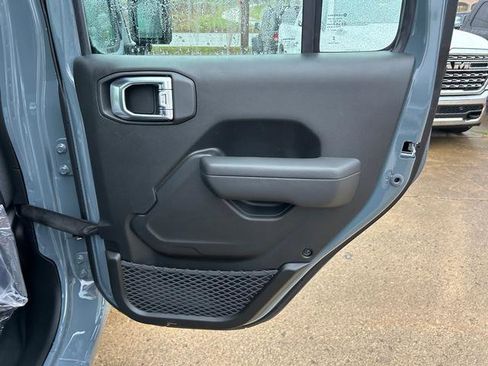 New 2026 Jeep Gladiator Sport image 20