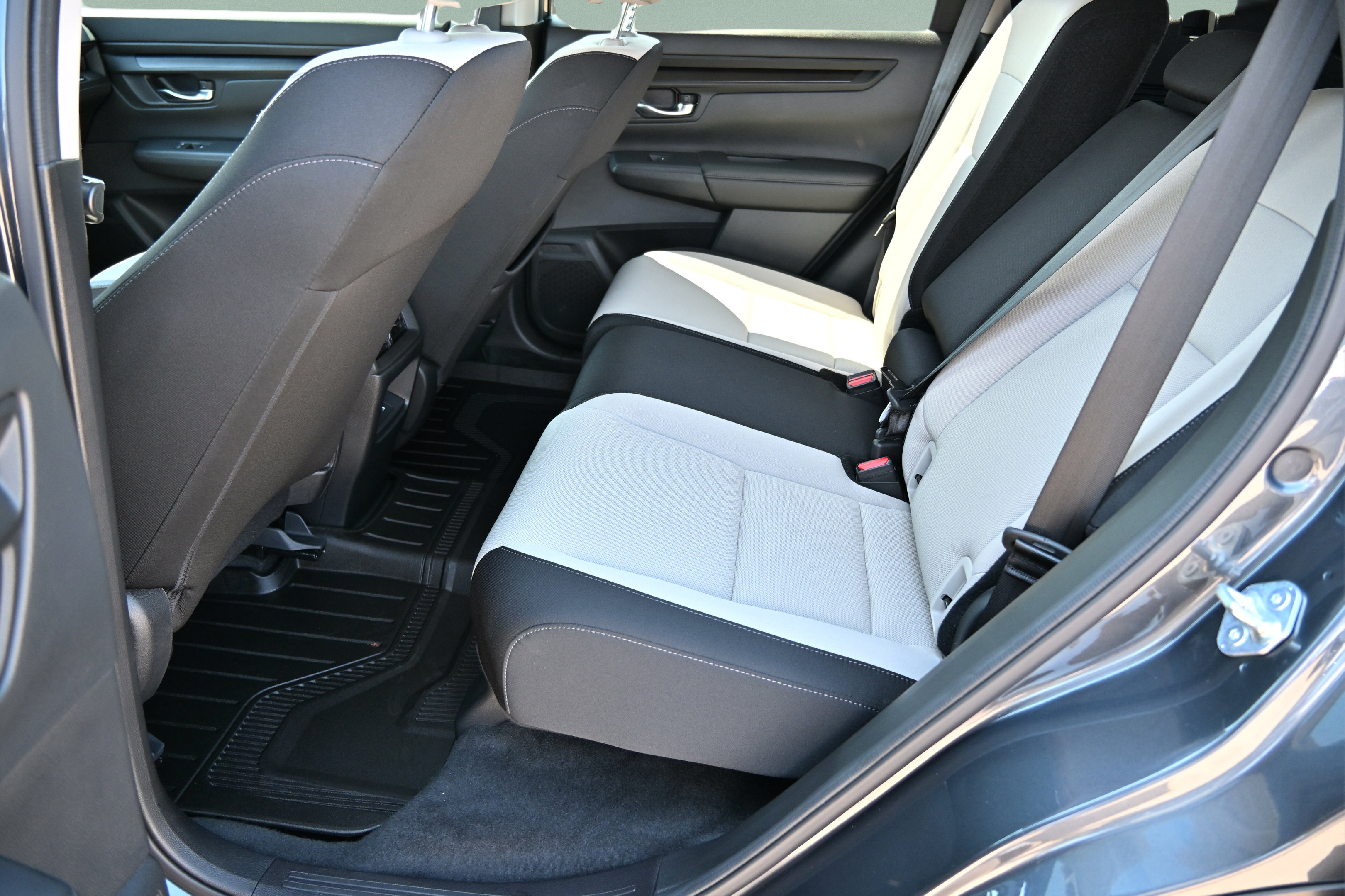 Certified 2025 Honda CR-V EX image 15