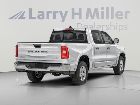 New 2026 RAM 1500 Big Horn AWD/4WD image 3