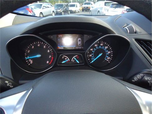 Used 2015 Ford Escape SE w/ Equipment Group 201A AWD/4WD image 29