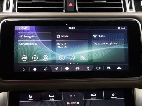 Used 2019 Land Rover Range Rover Long Wheelbase Supercharged AWD/4WD image 14
