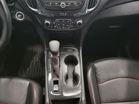 Used 2024 Chevrolet Equinox RS w/ RS Leather Package image 17