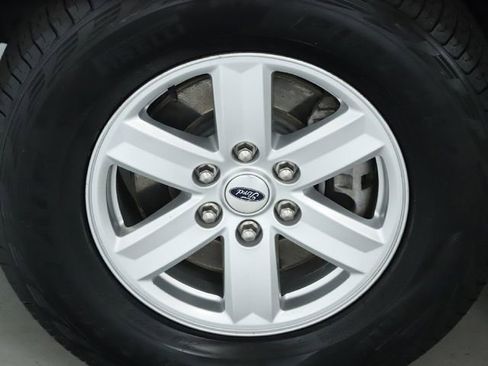 Used 2021 Ford F150 XLT image 43