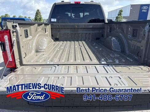 New 2026 Ford F250 Lariat w/ Lariat Premium Package AWD/4WD image 22