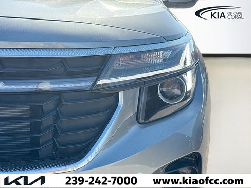 New 2026 Kia Seltos EX image 9