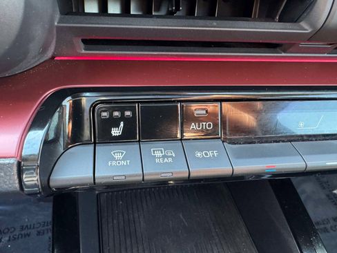Used 2023 Toyota Prius Prime FWD image 37