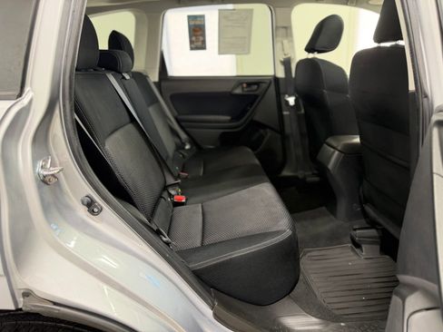 Used 2016 Subaru Forester 2.5i Premium w/ All-Weather Package AWD/4WD image 31