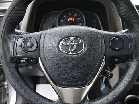 Used 2013 Toyota RAV4 LE image 22