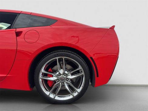Used 2015 Chevrolet Corvette Stingray Coupe w/ 3LT Preferred Equipment Group image 24