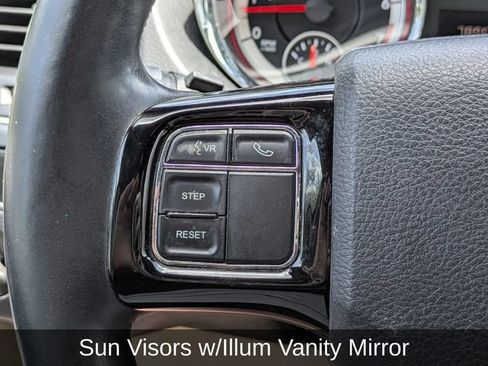 Used 2016 Dodge Grand Caravan SXT FWD image 29