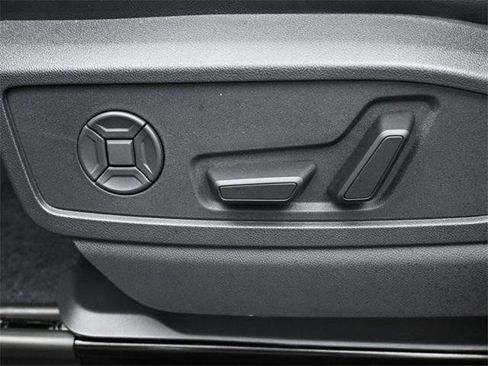 Certified 2025 Audi Q5 Premium w/ Convenience Package image 10