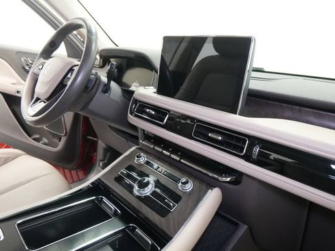 Used 2020 Lincoln Aviator Reserve w/ Equipment Group 201A AWD/4WD image 34