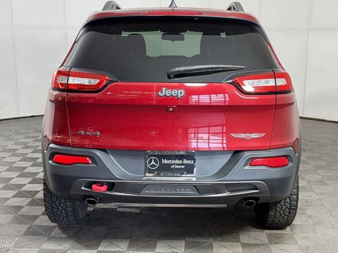 Used 2016 Jeep Cherokee Trailhawk w/ Cold Weather Group AWD/4WD image 10