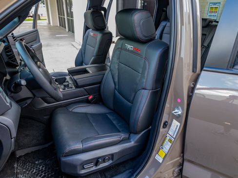 Used 2025 Toyota Tundra TRD Pro AWD/4WD image 28