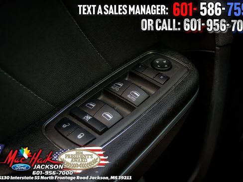 Used 2023 Dodge Charger SXT image 11