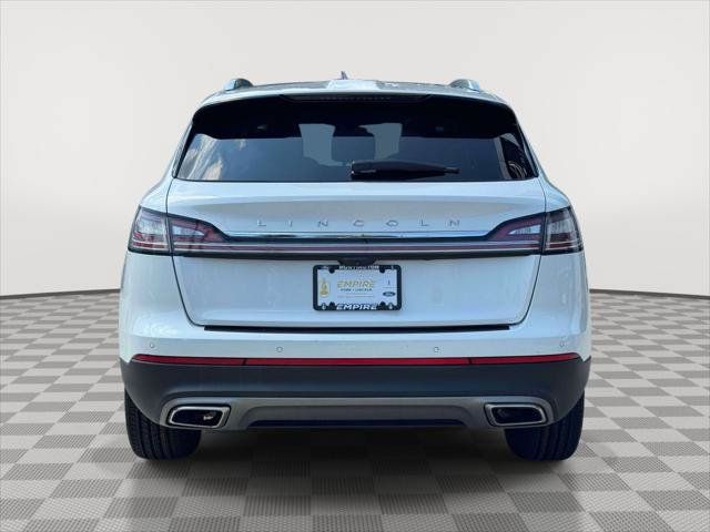 Used 2022 Lincoln Nautilus Reserve AWD/4WD image 6