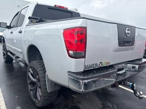 Used 2012 Nissan Titan SV w/ SV Value Truck Pkg AWD/4WD image 9