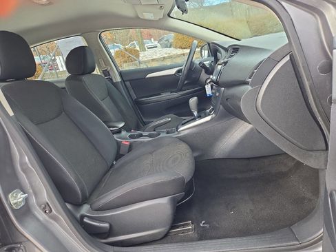 Used 2019 Nissan Sentra S image 22