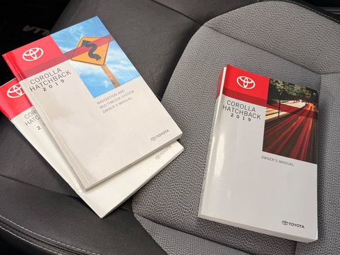 Used 2019 Toyota Corolla XSE FWD image 27
