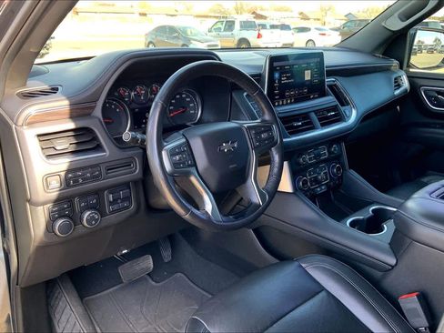 Used 2021 Chevrolet Tahoe Z71 w/ Z71 Signature Package image 17