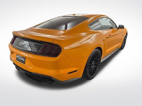 Used 2019 Ford Mustang GT Premium w/ GT Performance Package image 8