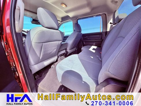 Used 2014 RAM 1500 Express RWD image 16