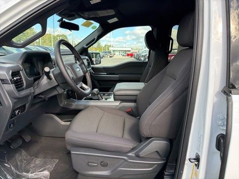 New 2025 Ford F150 XLT w/ Equipment Group 301A Standard image 9