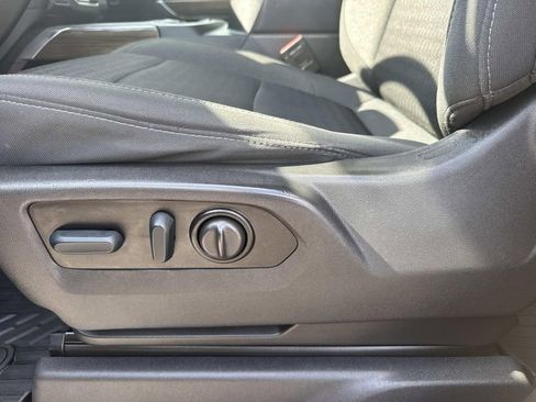 Used 2022 Chevrolet Silverado 1500 RST image 15