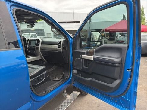 Used 2020 Ford F350 Lariat w/ Tremor Off-Road Package AWD/4WD image 18